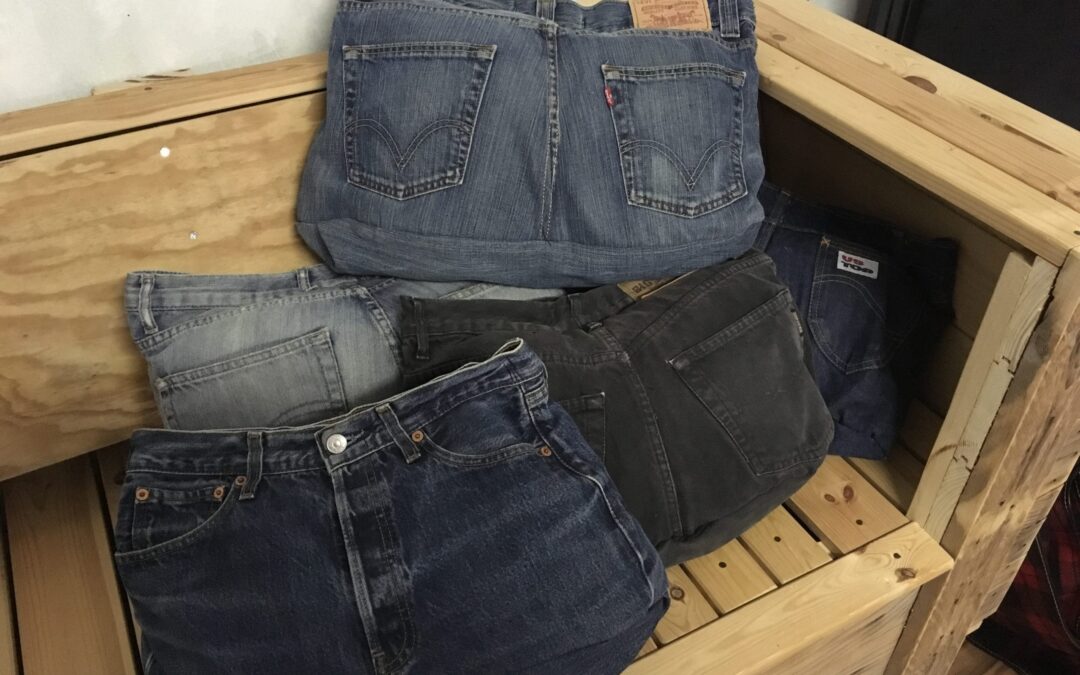 Jeanskissen aus Markenjeans
